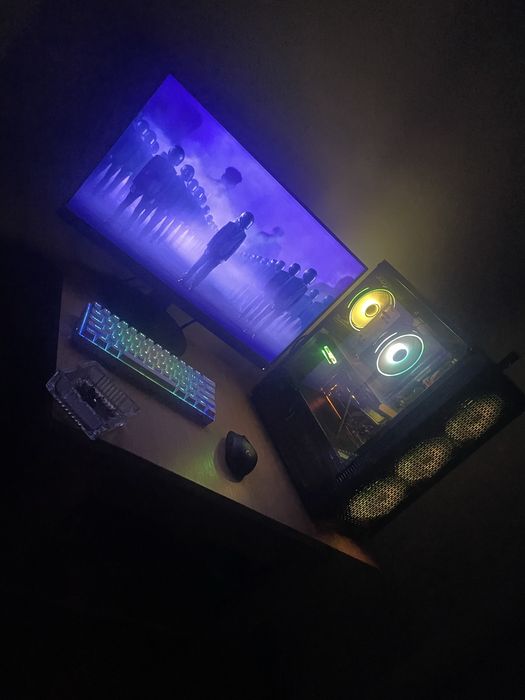 Setup Gaming Complet – i7-8700 / GTX 1660 Ti 6GB / 16GB RAM / SSD 1TB + Monitor & Periferice