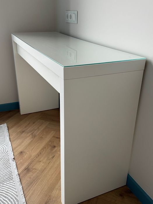 Продам стеллаж IKEA