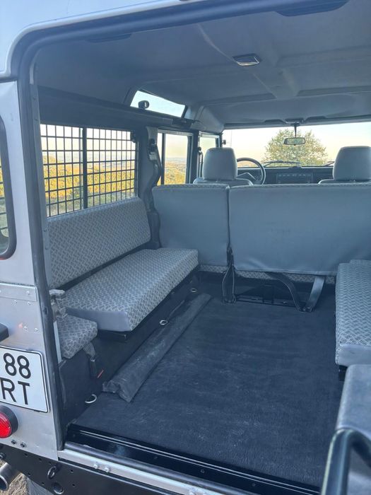 Land rover defender 110TD5
