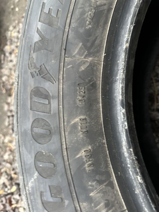 Продаю резину 265 60 R18