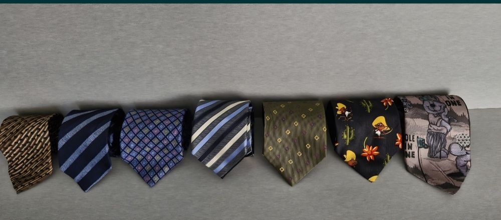 Вратовръзки 100% коприна.