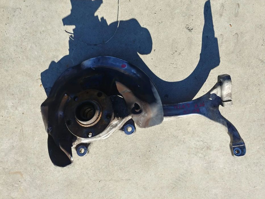 fuzeta stanga fata audi a6 4f c6 2.7 tdi  r4f0257