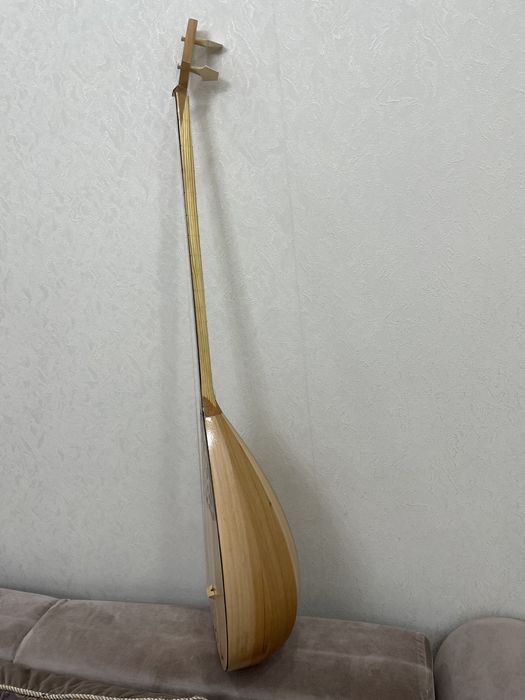 Домбыра сатылады