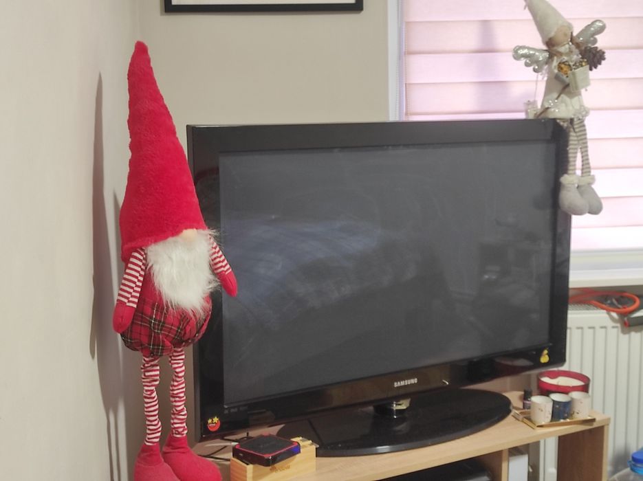 Телевизор SAMSUNG  Plasma 42” PS42B430P2W