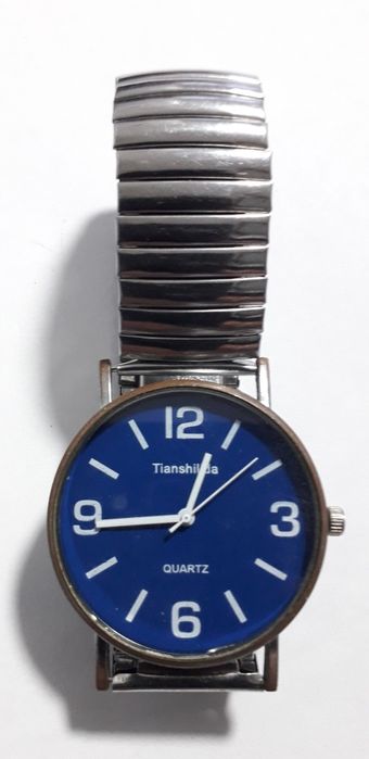 Vand ceasuri barbati si dama,mecanice si electronice functionale.