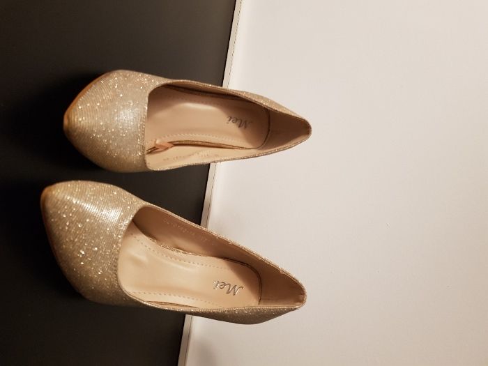 Pantofi sttileto de ocazie