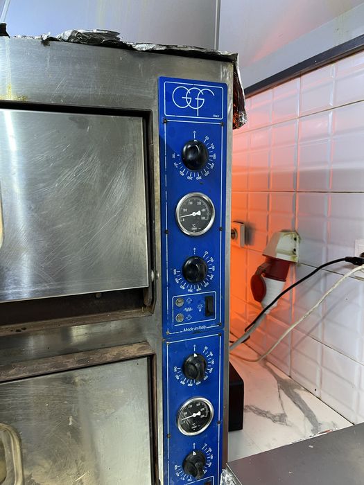 Продается пицца печь производитель Италия