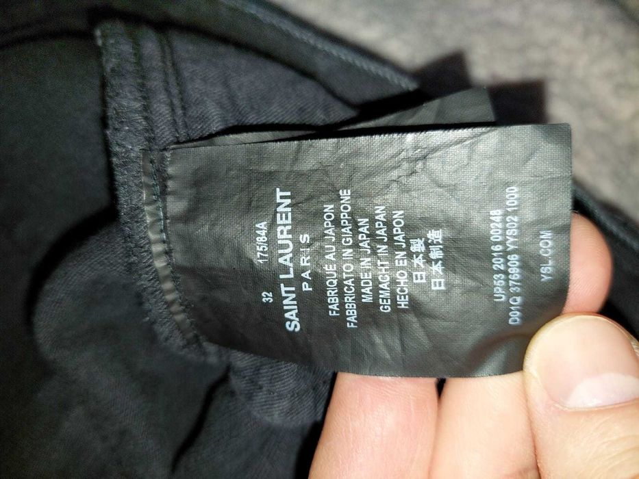 Pantaloni Yves Saint Laurent/bărbați!