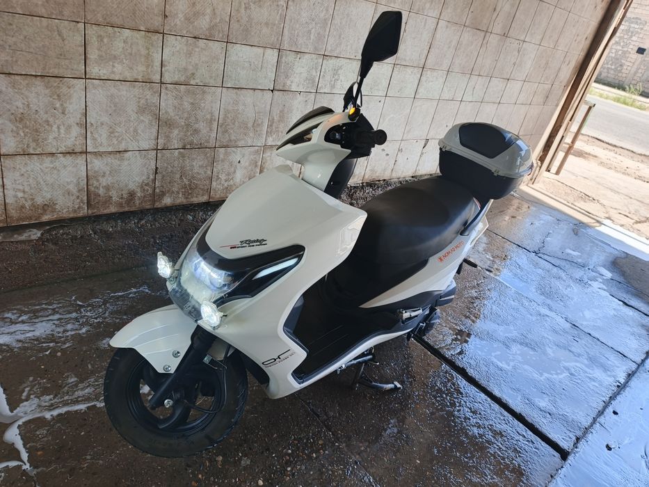 Продаётся скутер М12