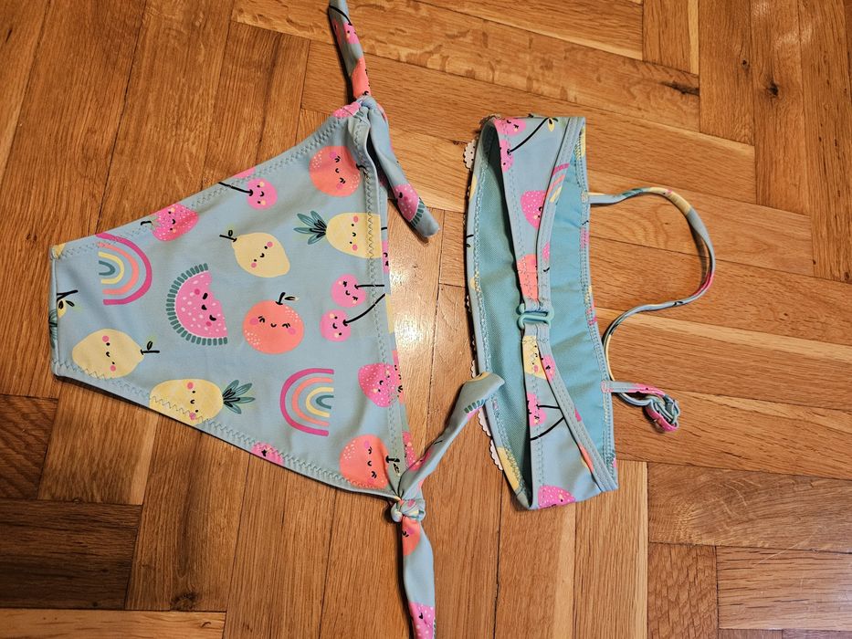 Бански за момиче 6-8 г. + подарък