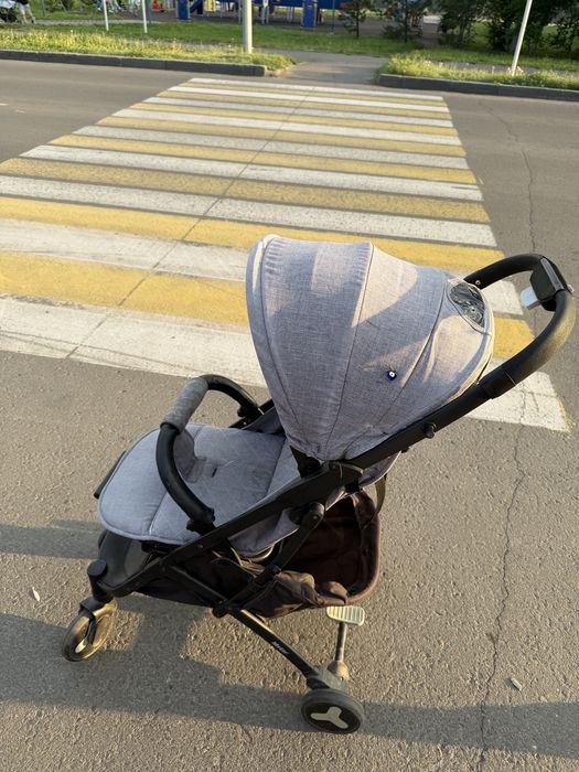 Продам детскую коляску