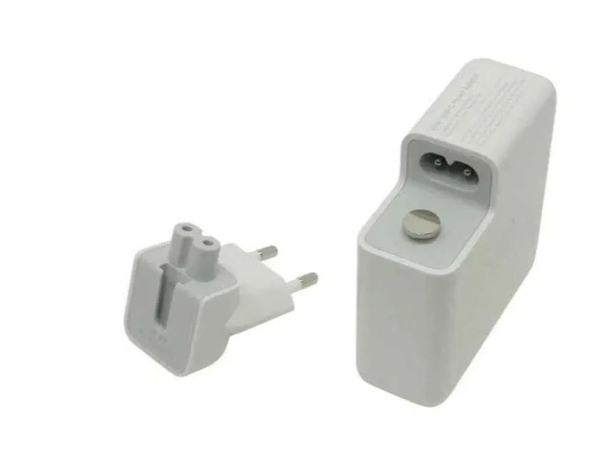 Евро-вилка, переходник и зарядка, блок питания от макбука на macbook.