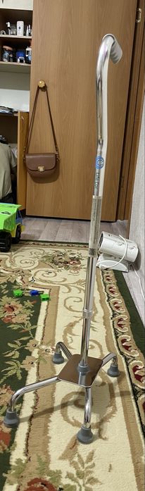 Трость опорная б/у