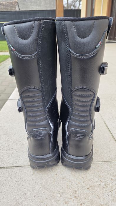 Vând cizme off-road Gaerne