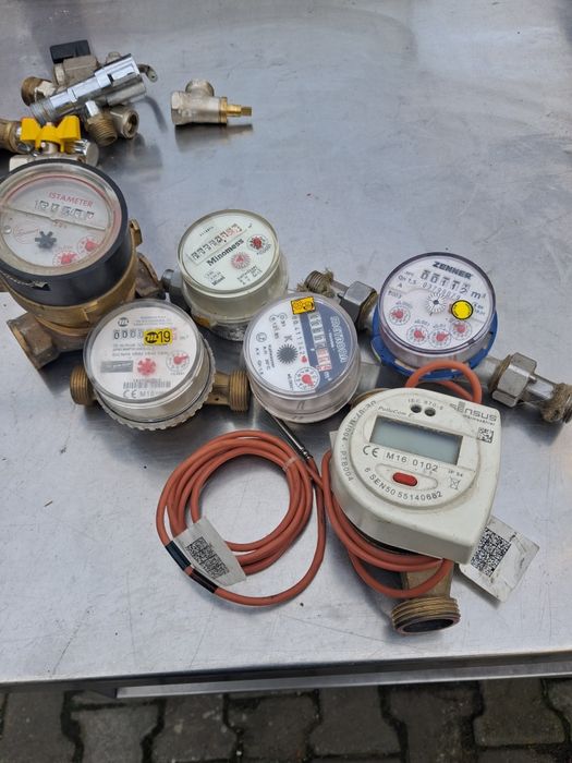 Vând apometre de apa