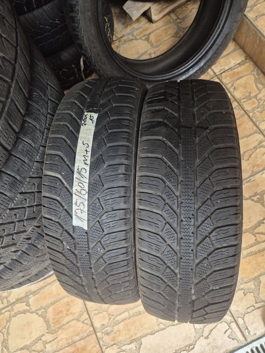 Vând cauciucuri 175/60/15 M+S 2 buc imp Germania//Semperit//