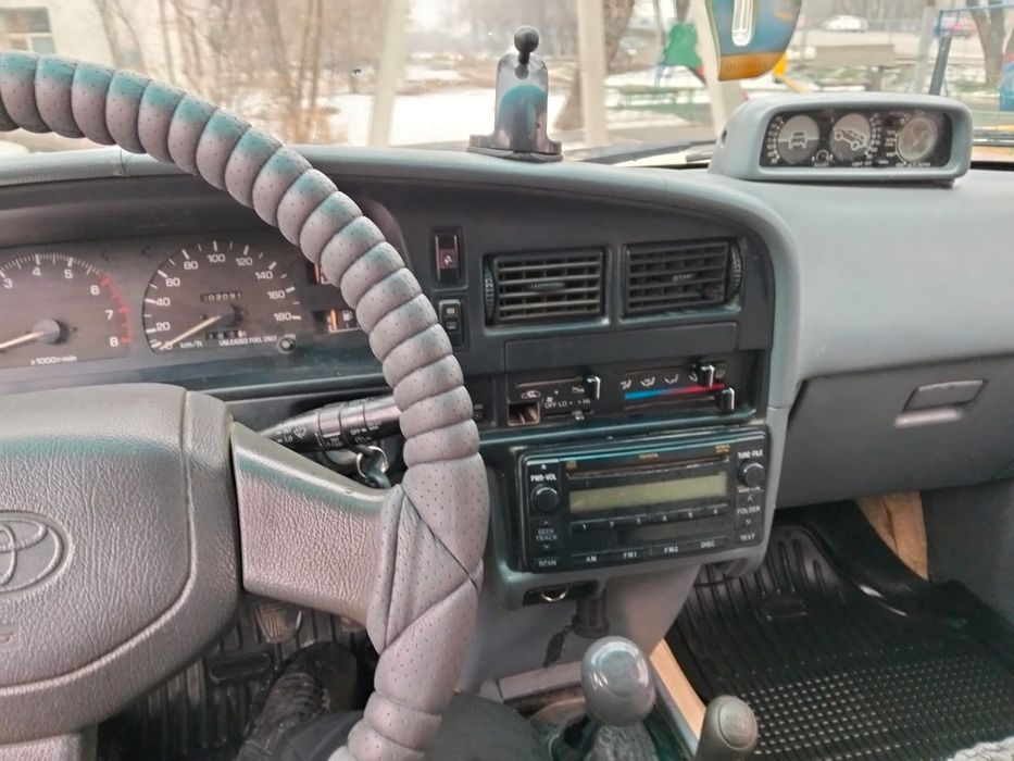 Легковая автомашина