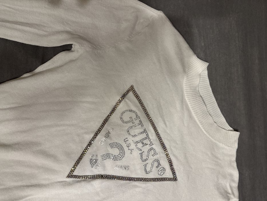 Блуза    Guess.