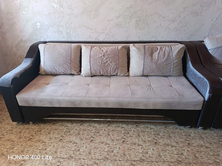 Продам диван с креслом