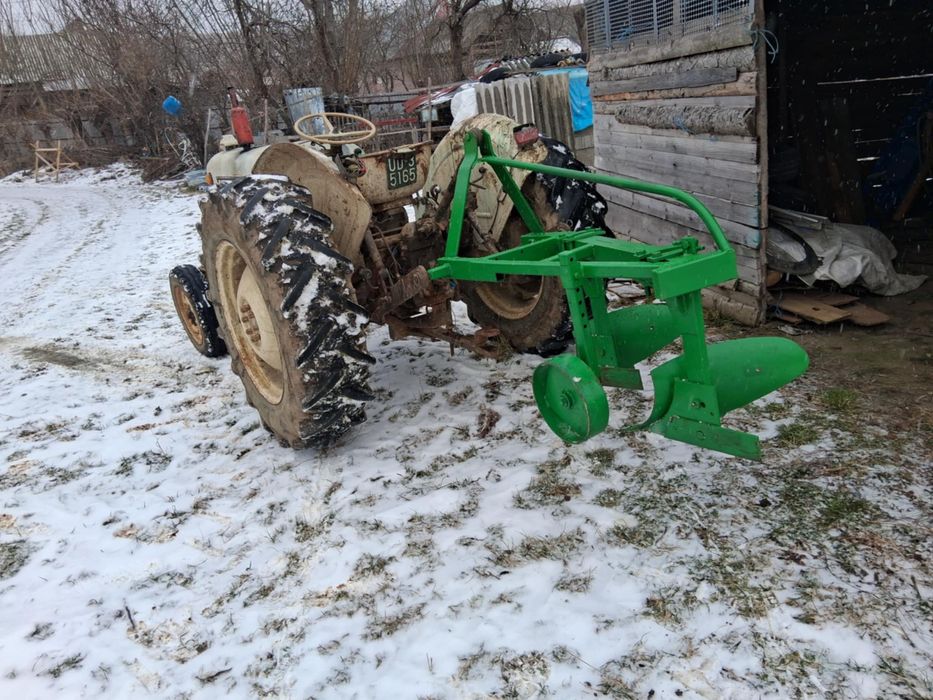 Vand plug dupa tractor