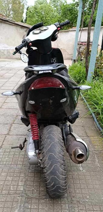 Продавам мотопед 50 кубика