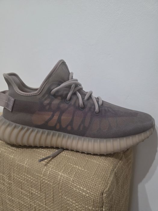 Adidasi Yeezy barbati