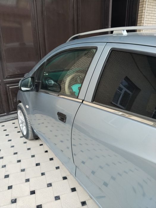 Спарк тез ва арзон сотилади йили 14