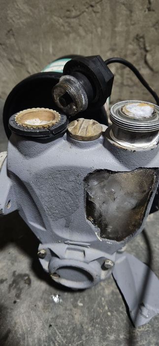 Suv nasos yorilganlarini tuzatamiza