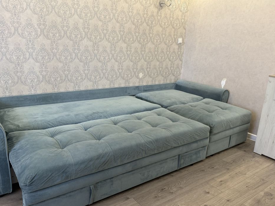 Диван раскладывающий