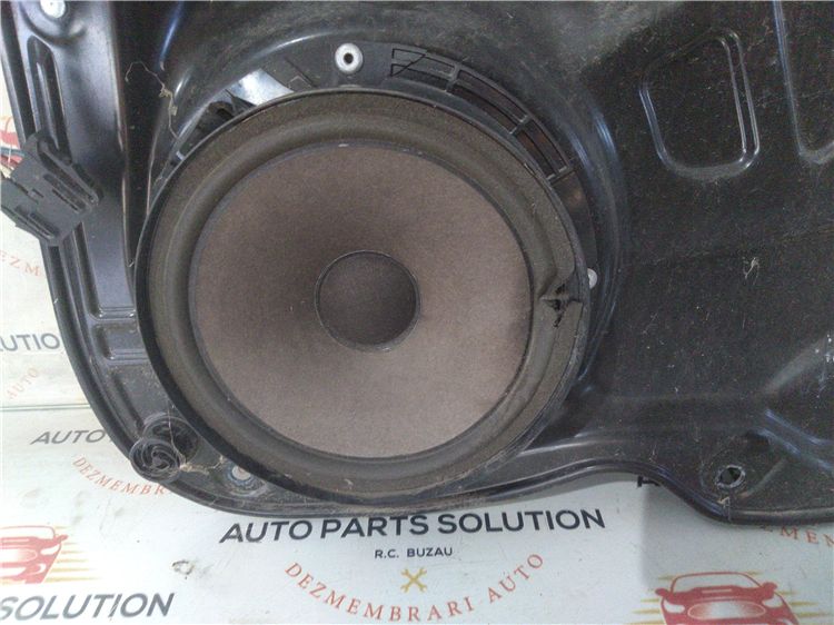 Boxa usa dreapte spate volkswagen passat b7