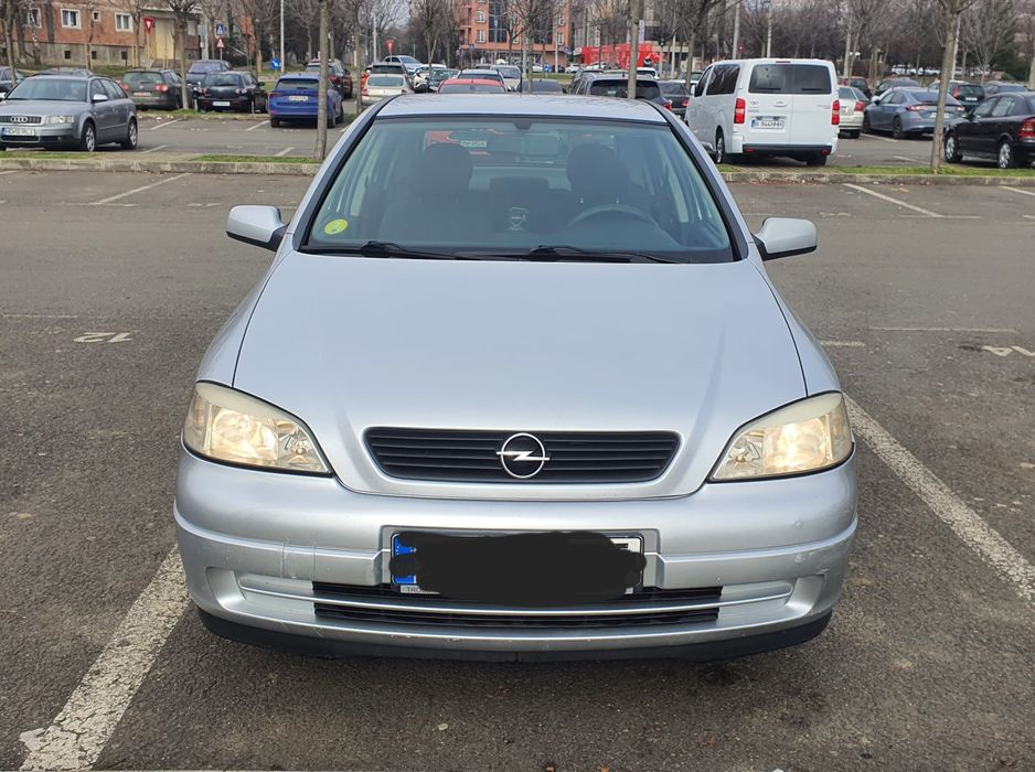 Vând Opel Astra G