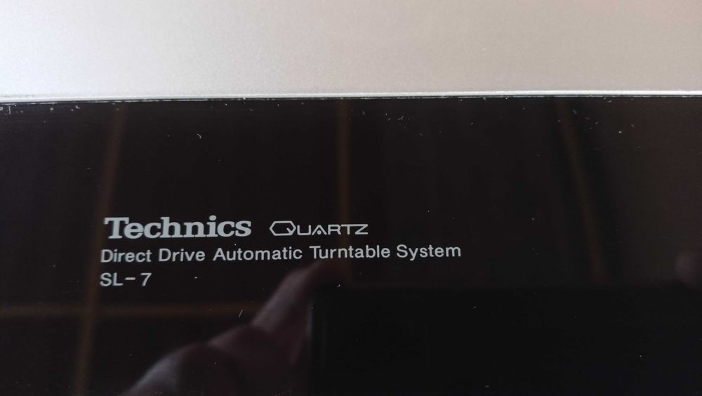 Technics SL-7 Linear tracking turntable