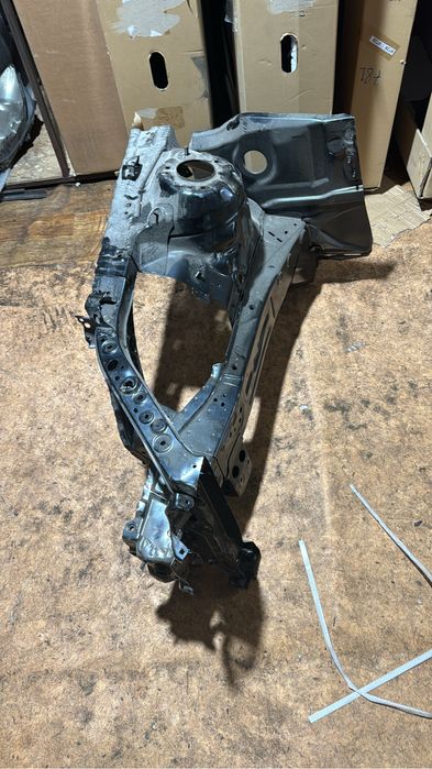 Балка Тойота Камри 70/75