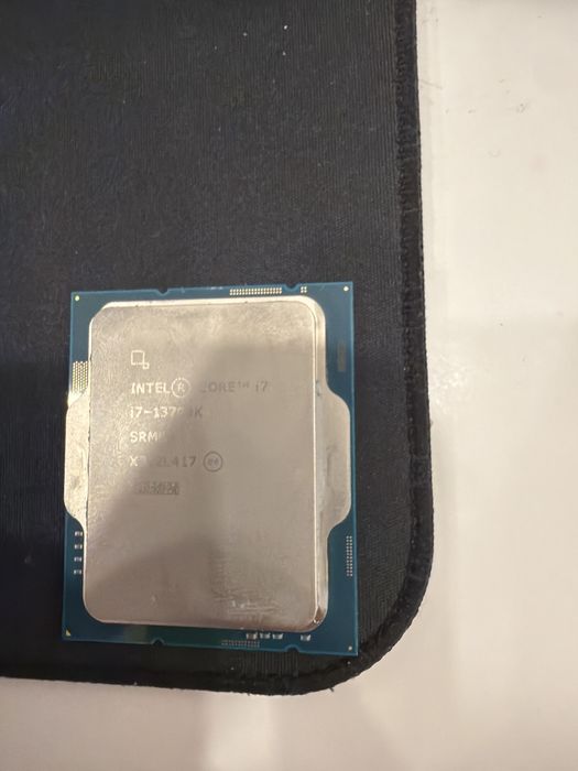 Процессер Intel core i7-13700K