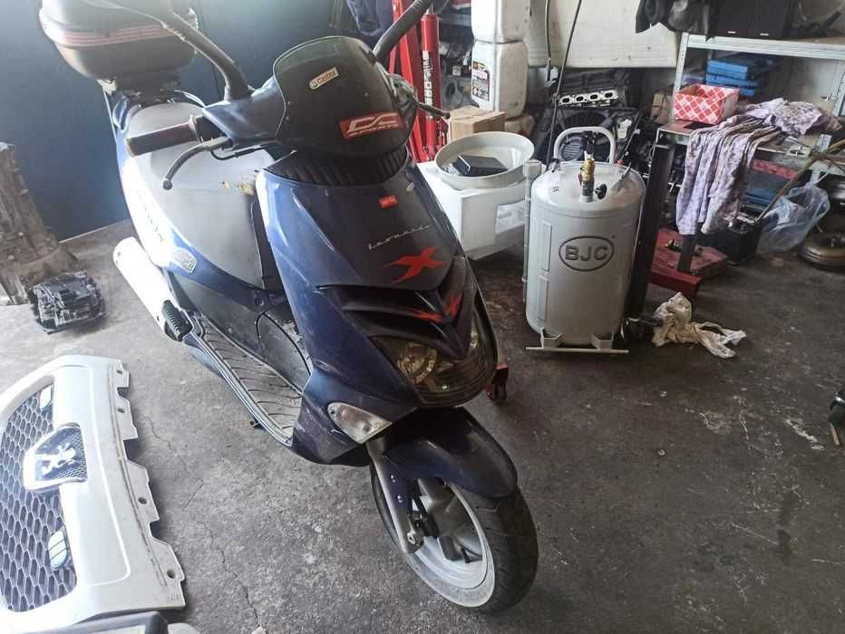 Aprilia leonardo