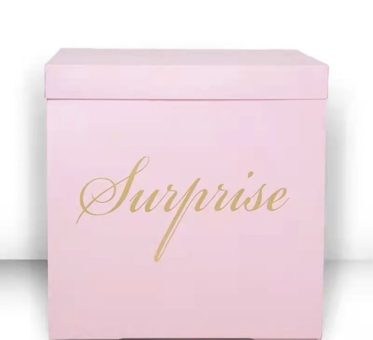 Подарочная коробка