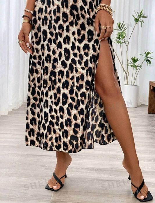 Rochie tip leopard – elegantă și comodă M