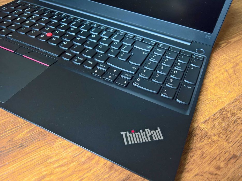 15.6" Lenovo ThinkPad E15 Gen 4, i7-1255U, 16GB DDR4, 512GB NVMe, лицензиран Windows