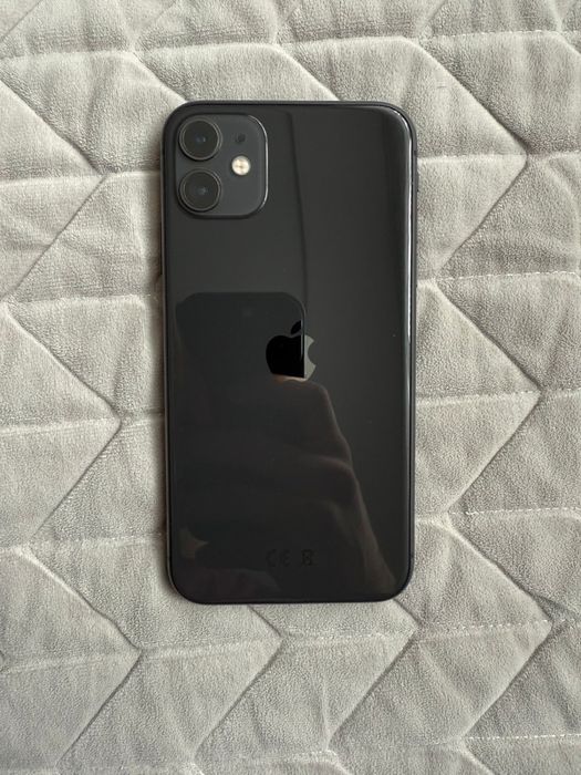 Продам Iphone 11