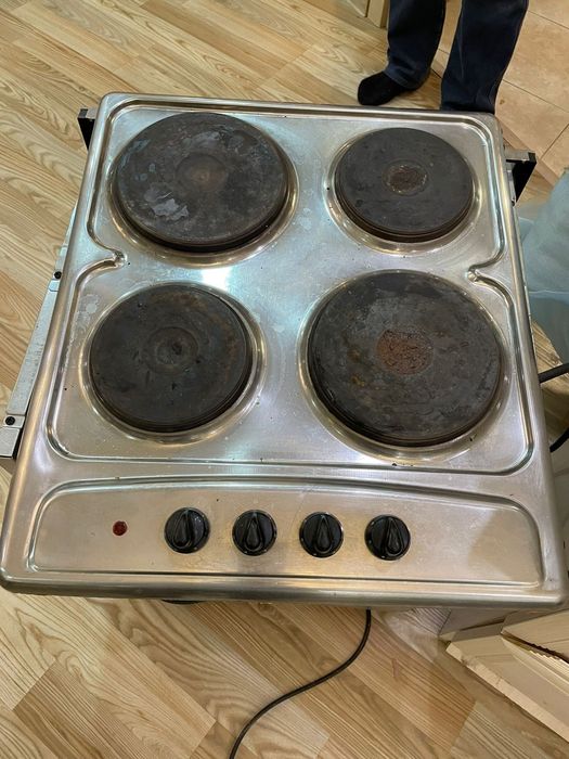 Электроплита 4 камфорная