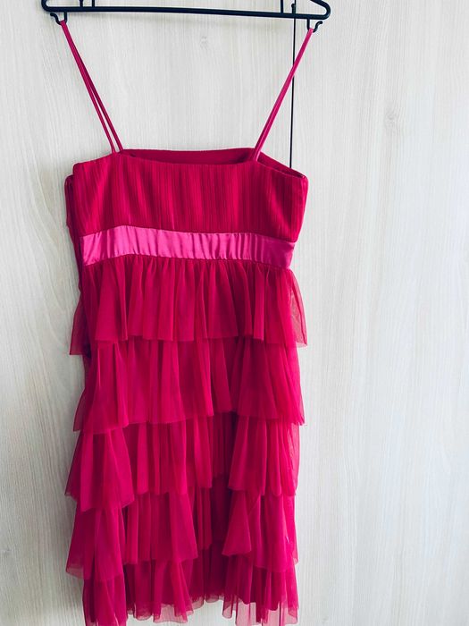 Абитуриентска (бална, шаферска, официална) рокля