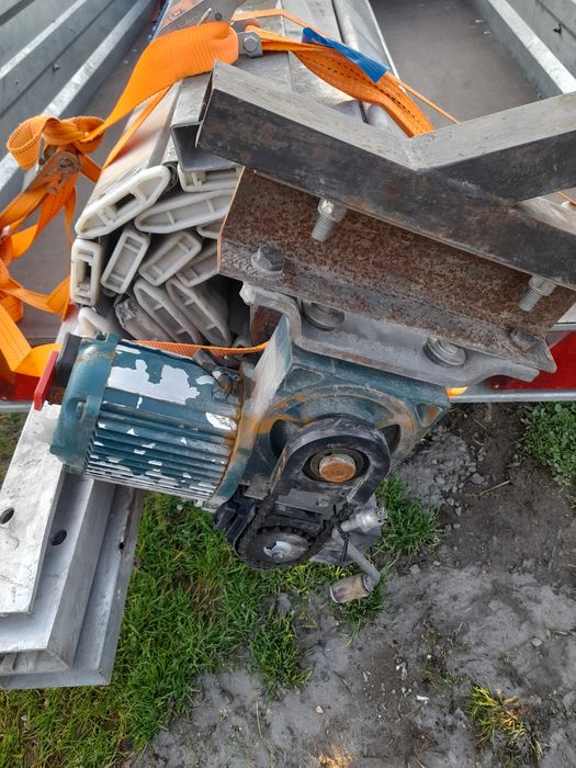 Vând ușă rulantă