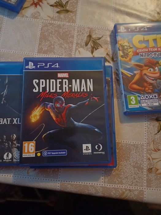 Vând jocuri pentru PS4