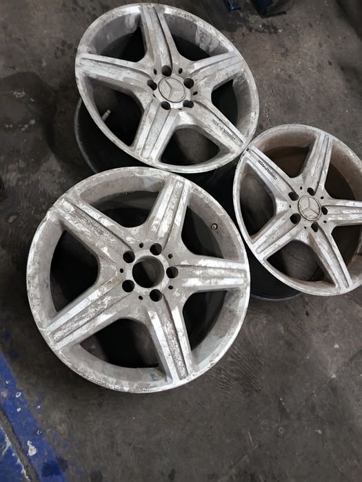 Титанки на Мерседес 18 те