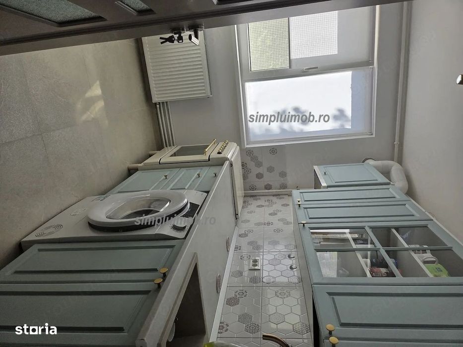 Metrou Costin Georgian 3 Camere Renovat - Centrala Proprie