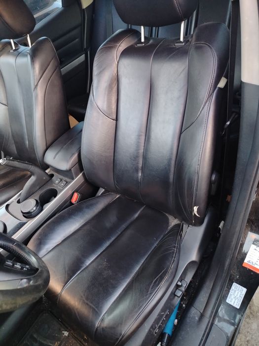 На части-Mazda cx7 2.2d