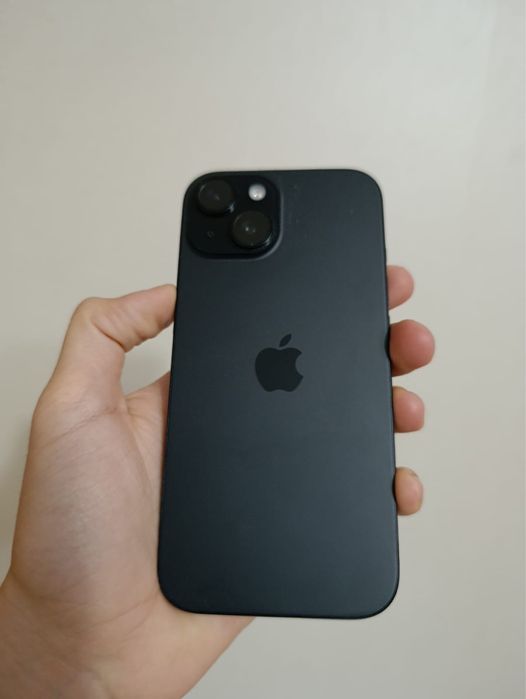 Продам iphone 15 128gb