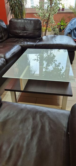 Холна стъклена маса