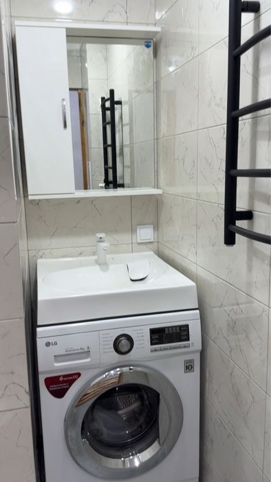 Продам 2 х комнатный квартира