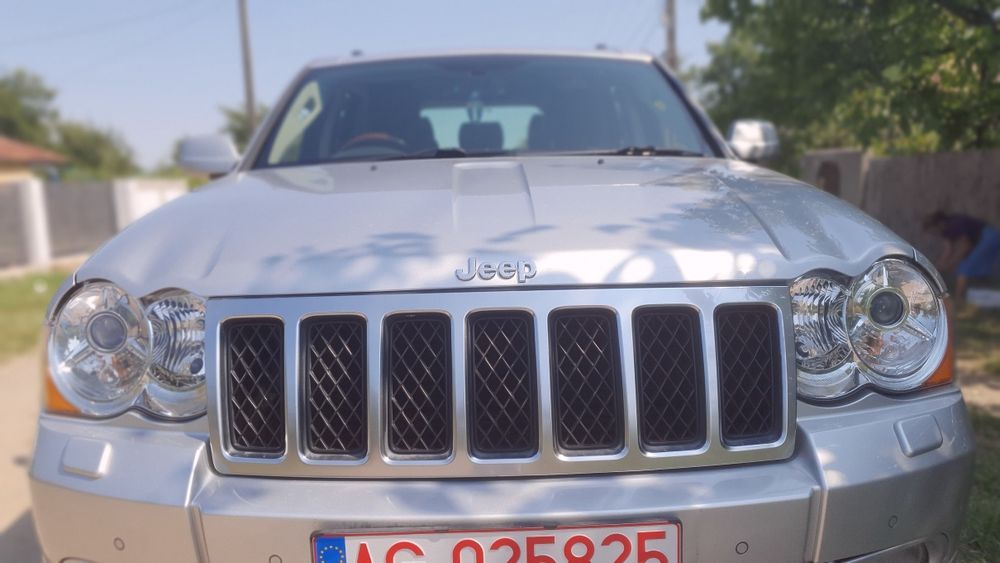 Dezmembrez Jeep Grand Cherokee 3.0 CRD diesel motor Mercedes om 642